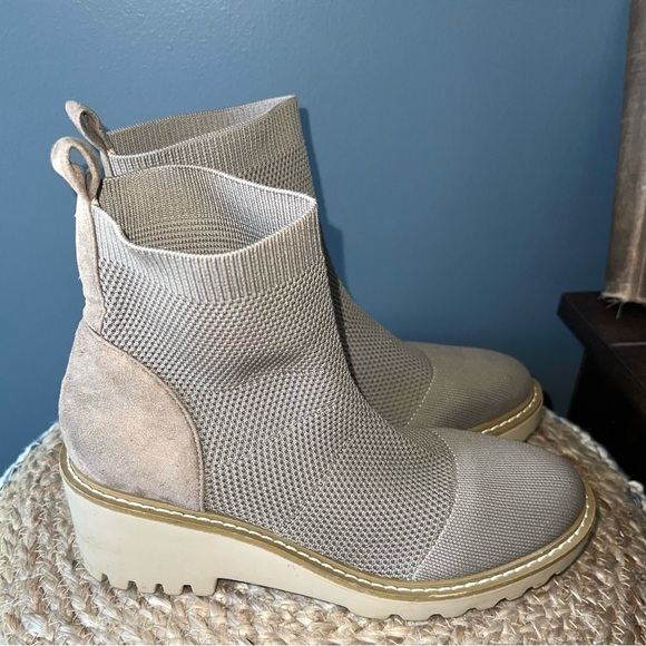 Nicole Miller Lele Lug Platform Wedge Boots - Picture 1 of 7